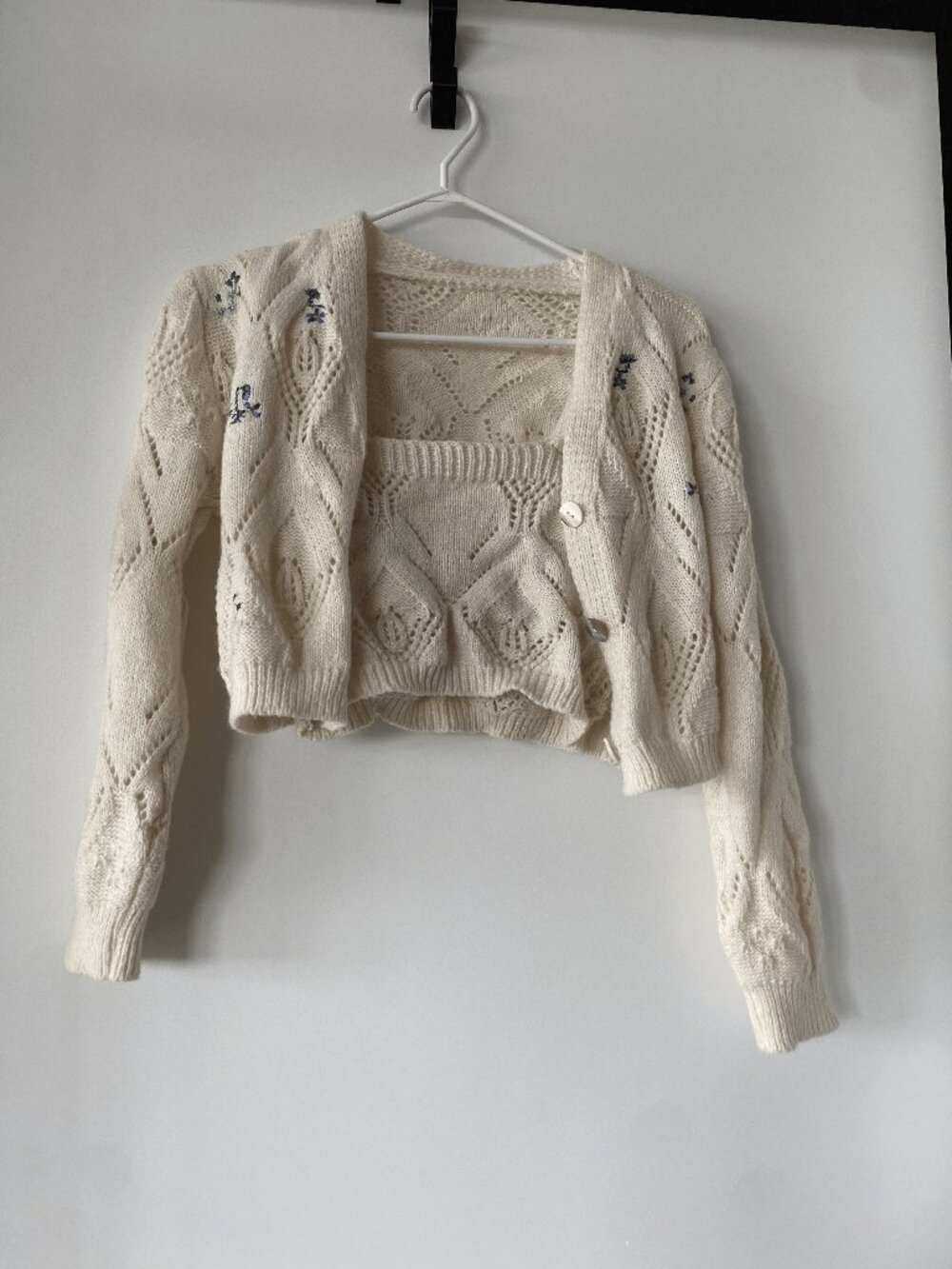 Cropped sweater set